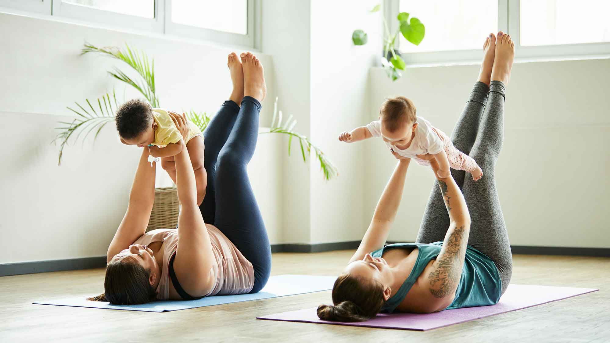 Mama Baby Yoga in Kooperation mit dem Familienzentrum Langenberg, 7. November bis 8. Dezember 2023